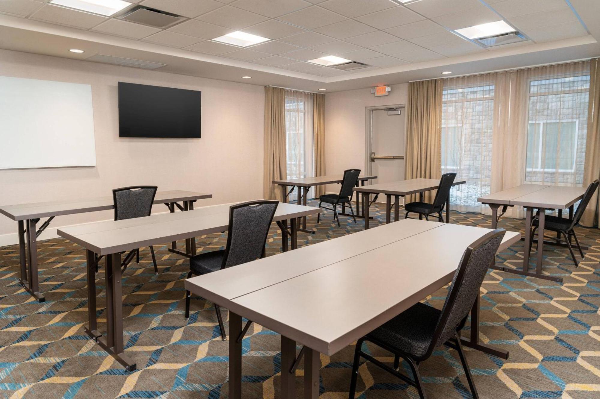 Residence Inn By Marriott Louisville Old Henry Екстериор снимка